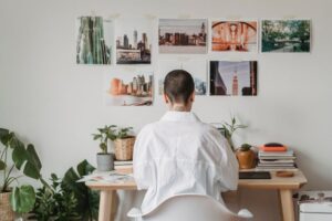 How to Create a Personalized Workspace That Boosts Your Creativity and Focus