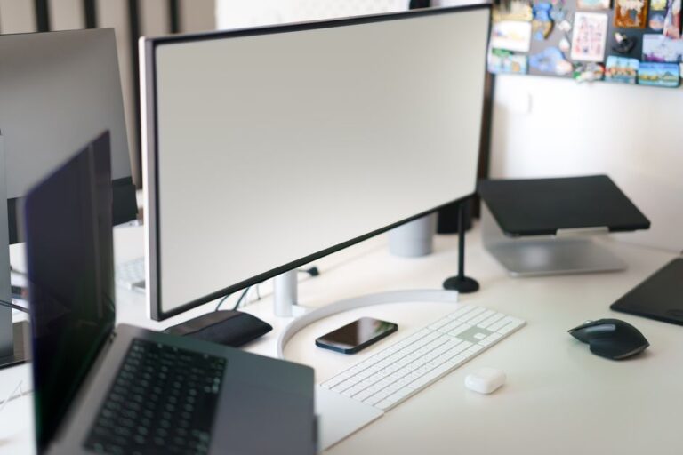 How to Customize Your Personal Device Setup for Optimal Workflow Efficiency