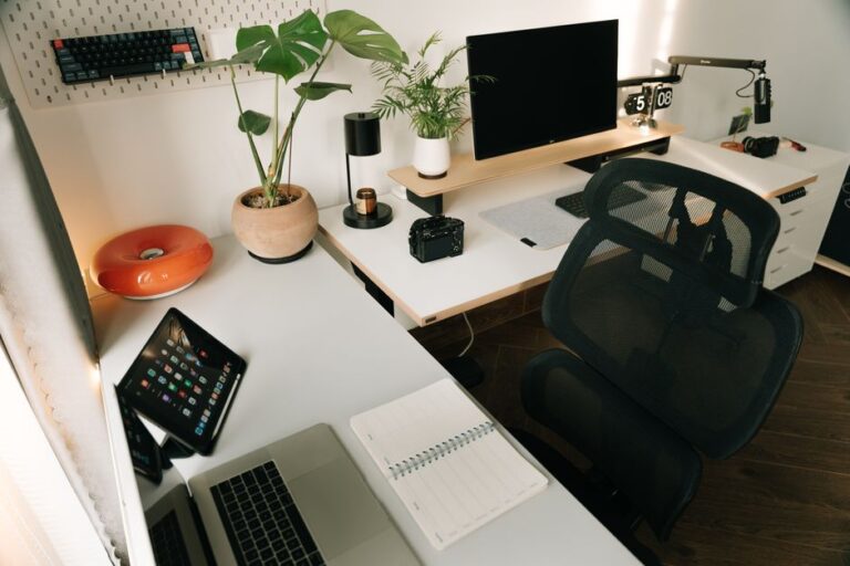How to Optimize Your Home Office for Both Comfort and Productivity: A Step-by-Step Guide
