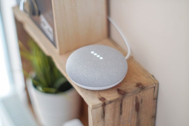 The Complete Guide to Integrating Voice Assistants into Your Personal Device Setup