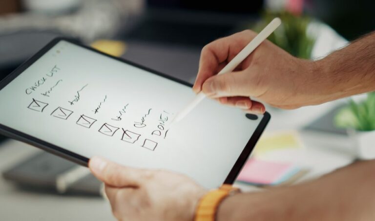 The Complete Guide to Streamlining Your Daily Tasks with Time Management Apps