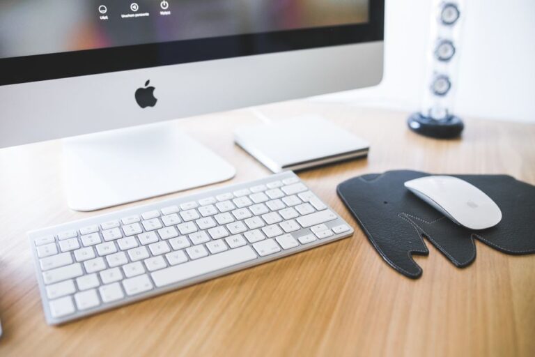 The Essential Guide to Optimizing Your Personal Workspace with Ergonomic Tools